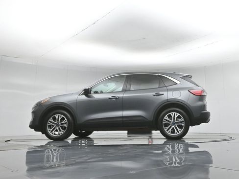 Certified 2022 Ford Escape SEL AWD/4WD image 54