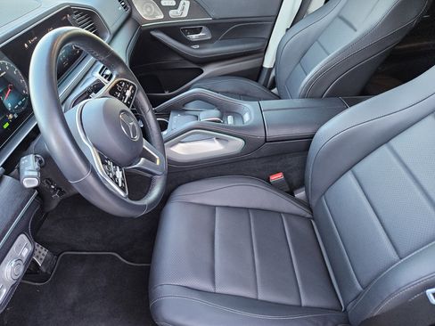 Certified 2023 Mercedes-Benz GLS 450 4MATIC image 13