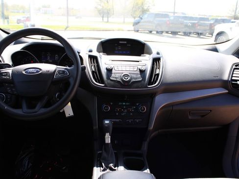 Used 2017 Ford Escape SE image 33