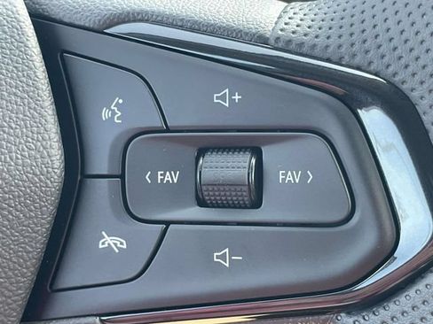 New 2026 Chevrolet Trax LS w/ LS Convenience Package FWD image 17