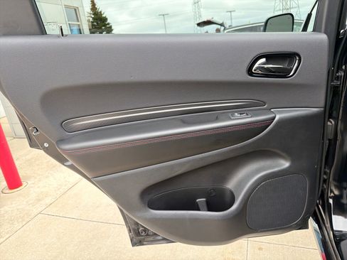Used 2025 Dodge Durango GT image 22