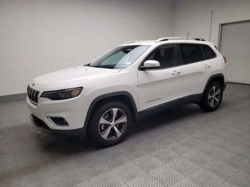 Used 2019 Jeep Cherokee Limited AWD/4WD image 2