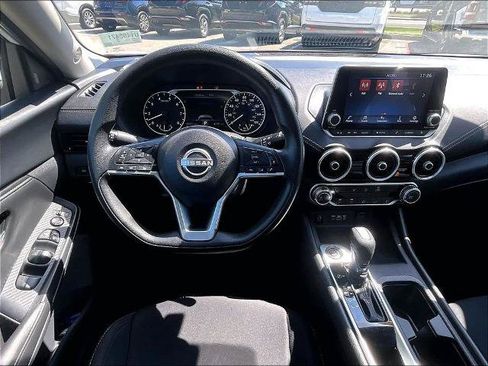 Certified 2024 Nissan Sentra SV FWD image 17