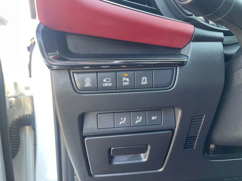 Used 2023 MAZDA MAZDA3 Premium Plus Hatchback 4D image 18