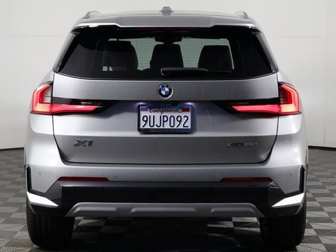 Used 2025 BMW X1 xDrive28i w/ Premium Package image 5