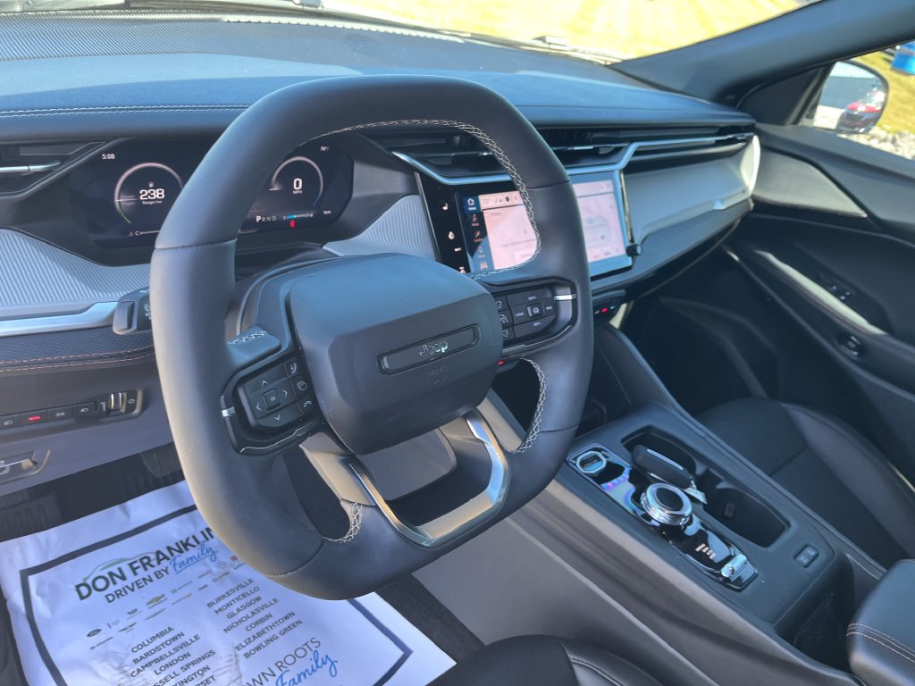 Used 2026 Jeep Cherokee Limited AWD/4WD image 14