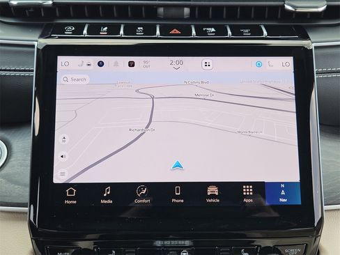 New 2025 Jeep Grand Cherokee L Limited image 17