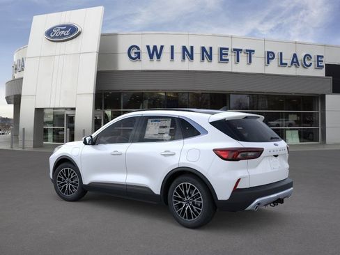 New 2025 Ford Escape SE w/ PHEV Premium Package FWD image 4