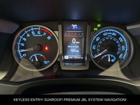 Used 2018 Toyota Tacoma Limited AWD/4WD image 19