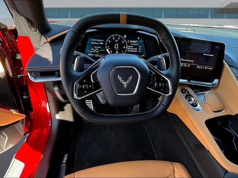 Used 2023 Chevrolet Corvette Stingray Preferred Cpe w/ Z51 Performance Package RWD image 8