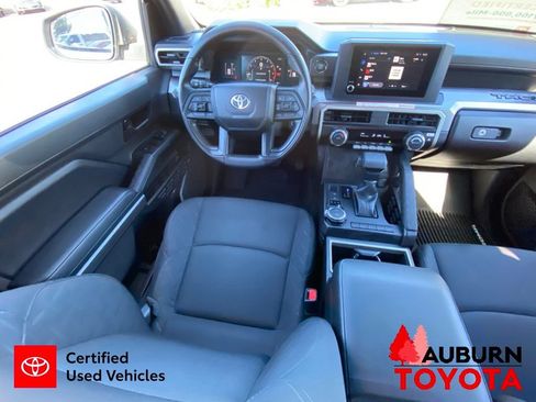 Certified 2025 Toyota Tacoma SR5 AWD/4WD image 28