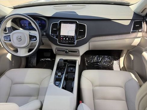 Used 2024 Volvo XC90 T8 Plus w/ Protection Package Premier AWD/4WD image 15