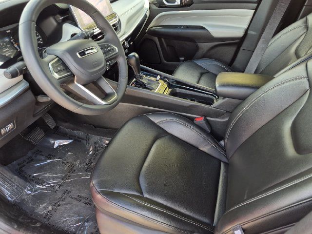 Used 2025 Jeep Compass Limited AWD/4WD image 22