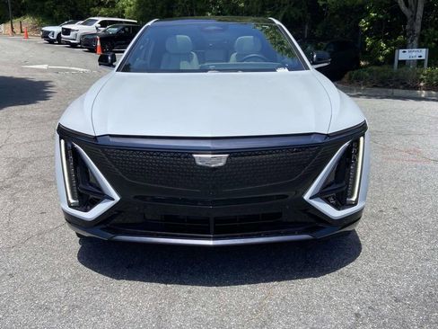 New 2026 Cadillac Lyriq Sport AWD/4WD image 8