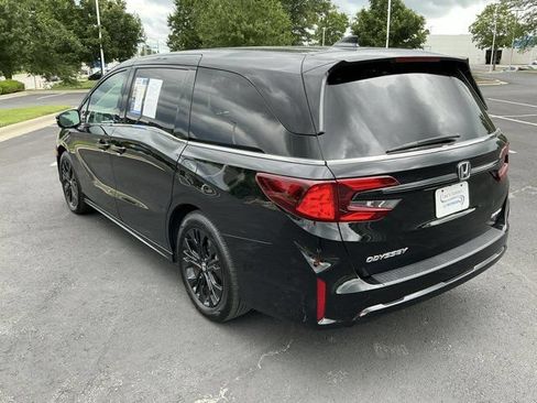 Used 2025 Honda Odyssey Sport-L image 9