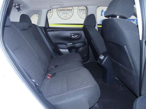 Used 2023 Honda HR-V LX image 18