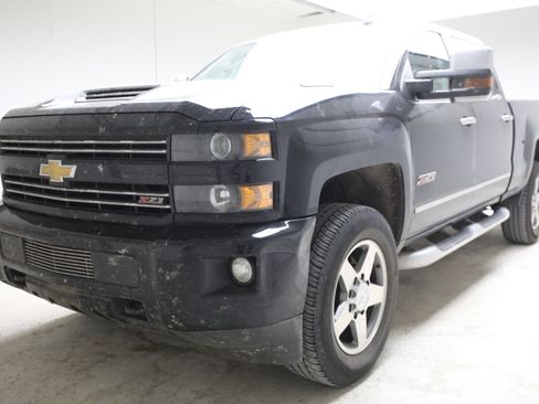 Used 2019 Chevrolet Silverado 2500 LTZ w/ Duramax Plus Package AWD/4WD image 1