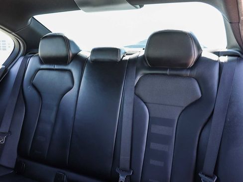 Used 2018 BMW M3 image 25