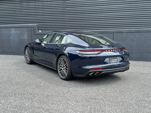 Certified 2021 Porsche Panamera 4S image 3