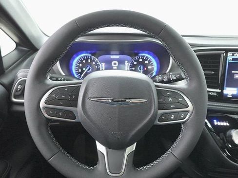 New 2026 Chrysler Pacifica Select image 16