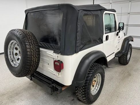 Used 1998 Jeep Wrangler Sport image 9