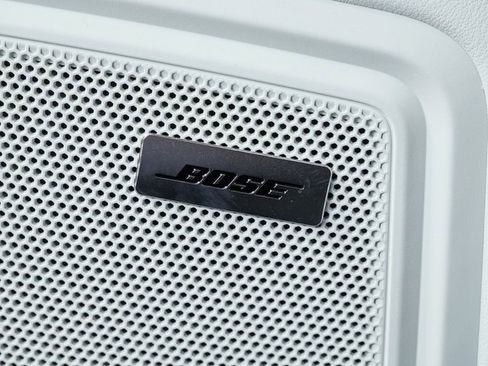 New 2026 Porsche Macan GTS image 7