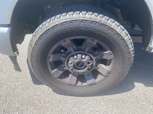 Used 2024 Ford F250 Lariat w/ Sport Appearance Package AWD/4WD image 10