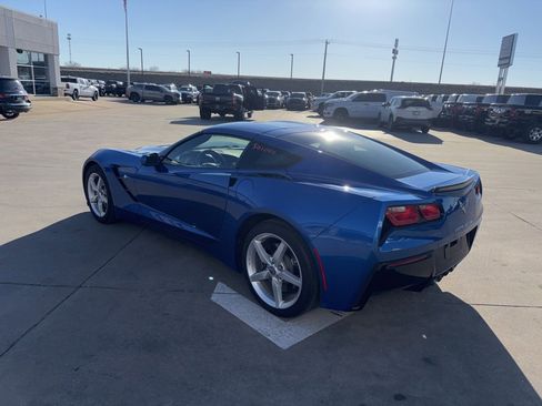 Used 2015 Chevrolet Corvette Stingray Coupe w/ 2LT Preferred Equipment Group image 5