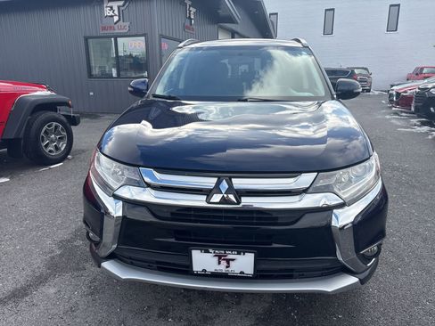 Used 2016 Mitsubishi Outlander SE image 8