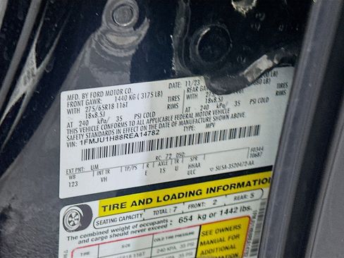 Used 2024 Ford Expedition XLT image 12