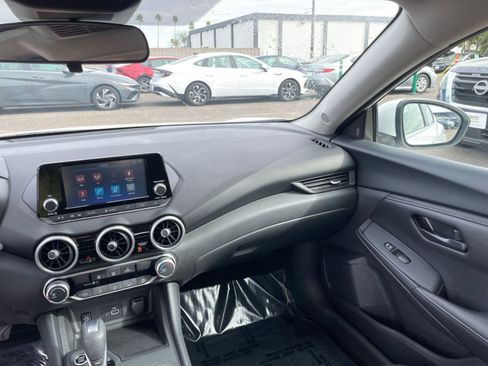 Used 2025 Nissan Sentra S image 33