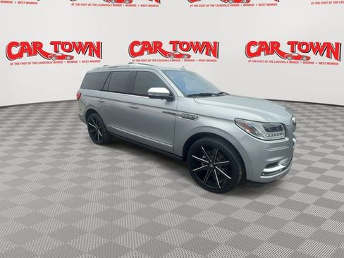 Used 2020 Lincoln Navigator Black Label w/ Cargo Convenience Package image 2