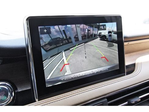 Used 2022 Lincoln Corsair Reserve w/ Luxury Package FWD image 28