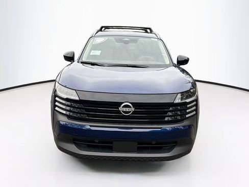 New 2026 Nissan Kicks SV w/ SV Premium Package image 2