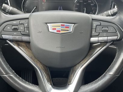 Used 2022 Cadillac XT6 Premium Luxury
