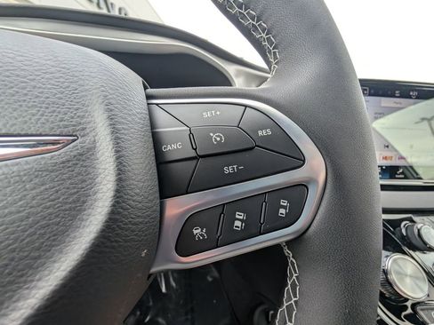 New 2026 Chrysler Voyager LX image 22