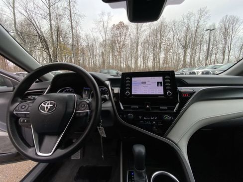 Used 2023 Toyota Camry LE image 26