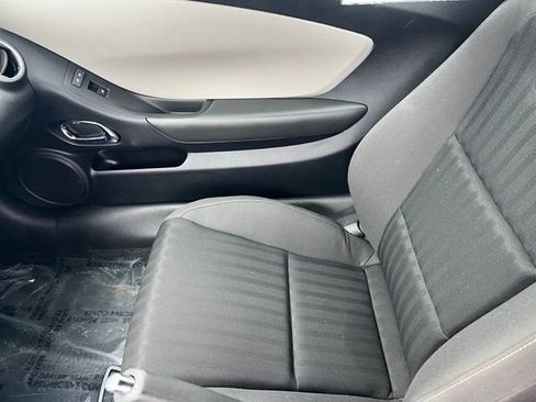 Used 2015 Chevrolet Camaro LS RWD image 16