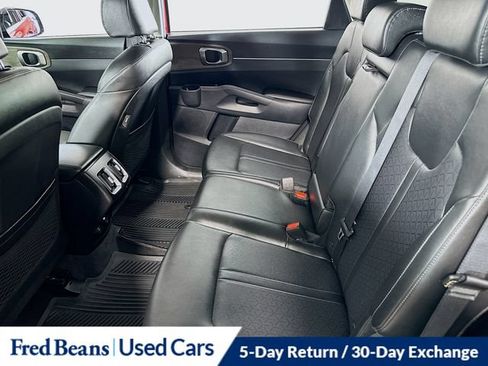 Used 2022 Kia Sorento S w/ Panoramic Sunroof Package AWD/4WD image 25