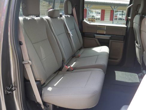 Used 2018 Ford F150 XLT w/ Equipment Group 302A Luxury AWD/4WD image 29
