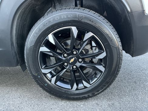 Used 2023 Chevrolet TrailBlazer LT w/ Convenience Package image 23