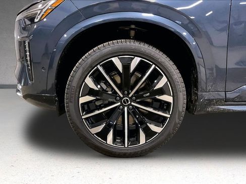 New 2026 Volvo XC90 B6 Ultra w/ Protection Package AWD/4WD image 13
