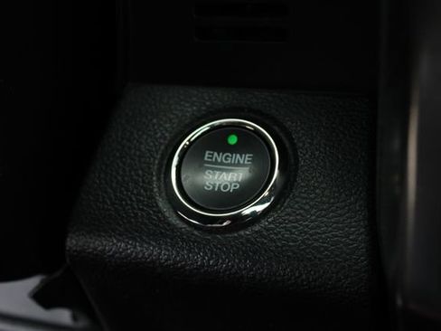 Used 2018 Ford F150 Lariat w/ Equipment Group 502A Luxury image 15