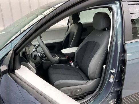 New 2026 Hyundai Ioniq 5 SE image 11