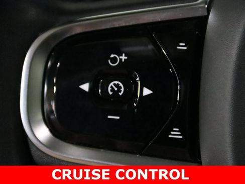 Used 2023 Volvo XC90 B6 Ultimate image 11