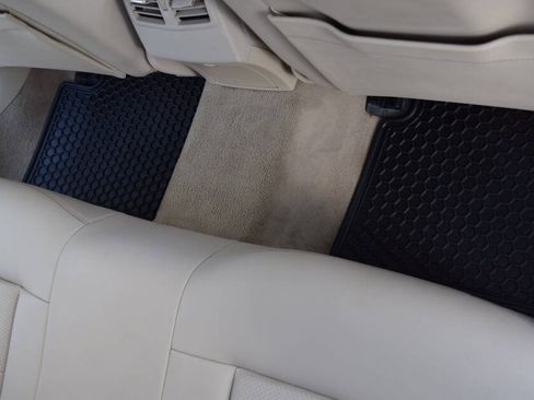 Used 2014 Mercedes-Benz E 350 4MATIC Sedan image 49