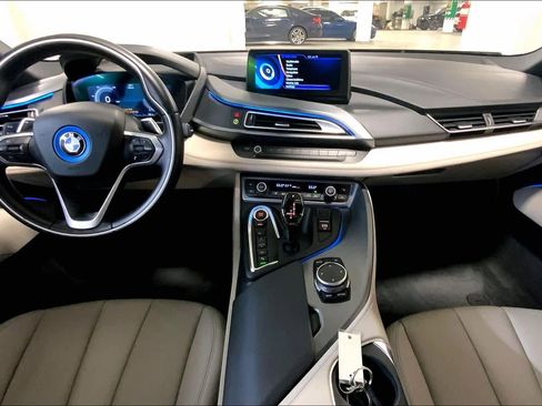 Used 2014 BMW i8 image 16