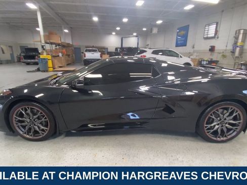 Used 2024 Chevrolet Corvette Stingray Preferred Conv w/ Z51 Performance Package RWD image 6