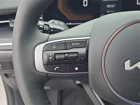 New 2026 Kia K5 GT-Line image 32