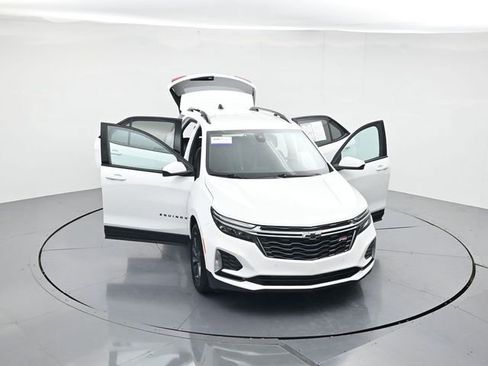 Used 2022 Chevrolet Equinox RS w/ LPO, Floor Liner Package FWD image 48